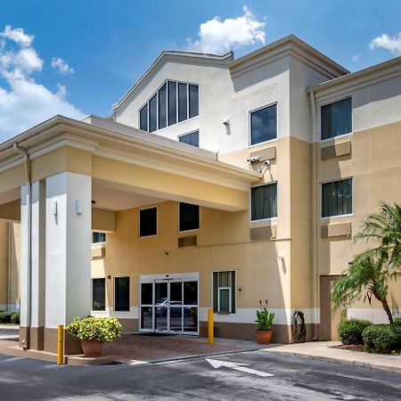 Comfort Inn & Suites Deland - Near University Exterior foto